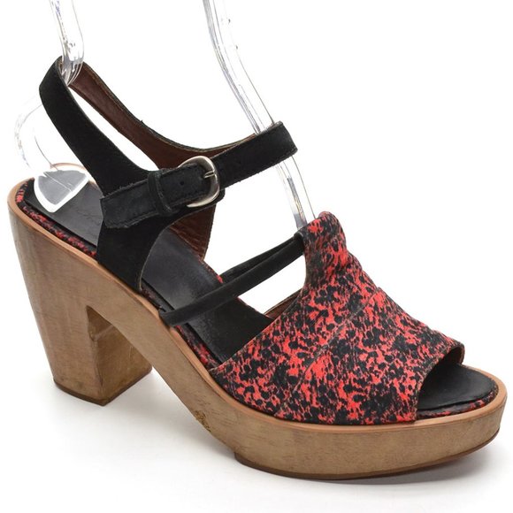 Rachel Comey Shoes - Rachel Comey Spade Paint Wooden Sandals size 9